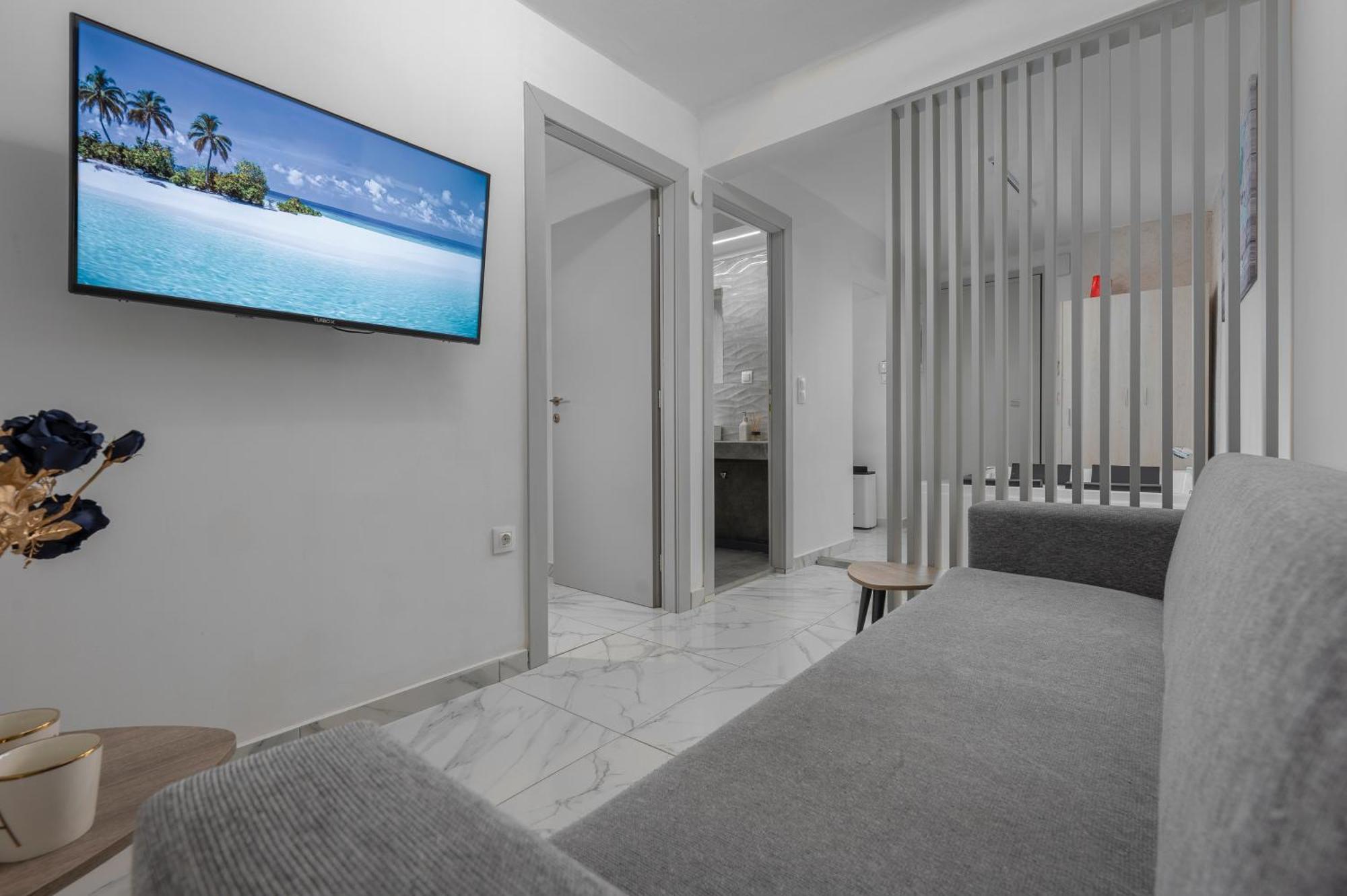 Premium Jacuzzi Suite At The City Center, By Aqua Platinum سالونيك المظهر الخارجي الصورة